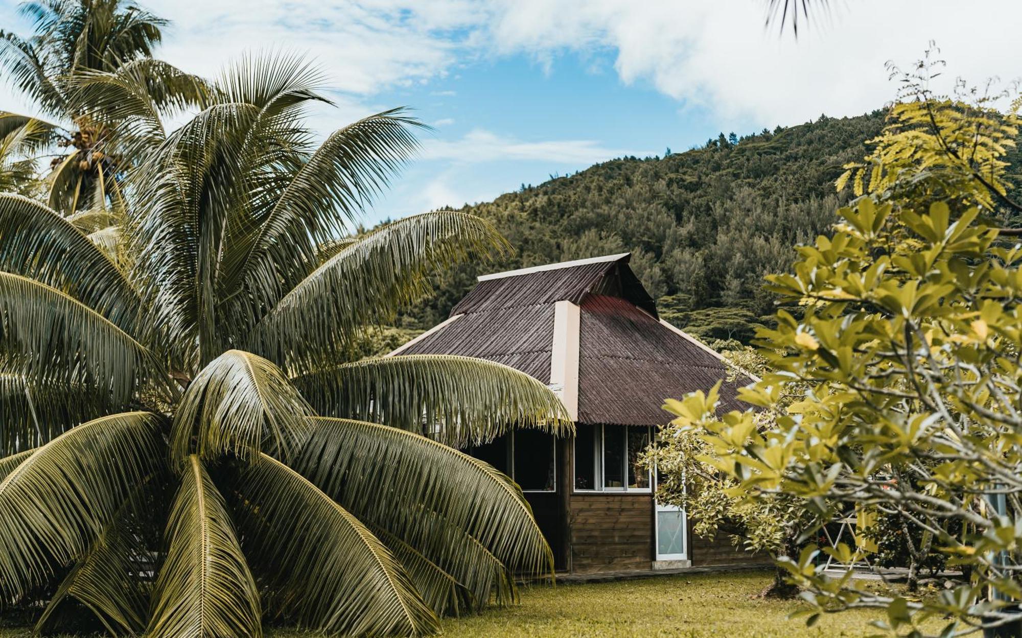 Bungalow Bali Hai Fare Luaran gambar